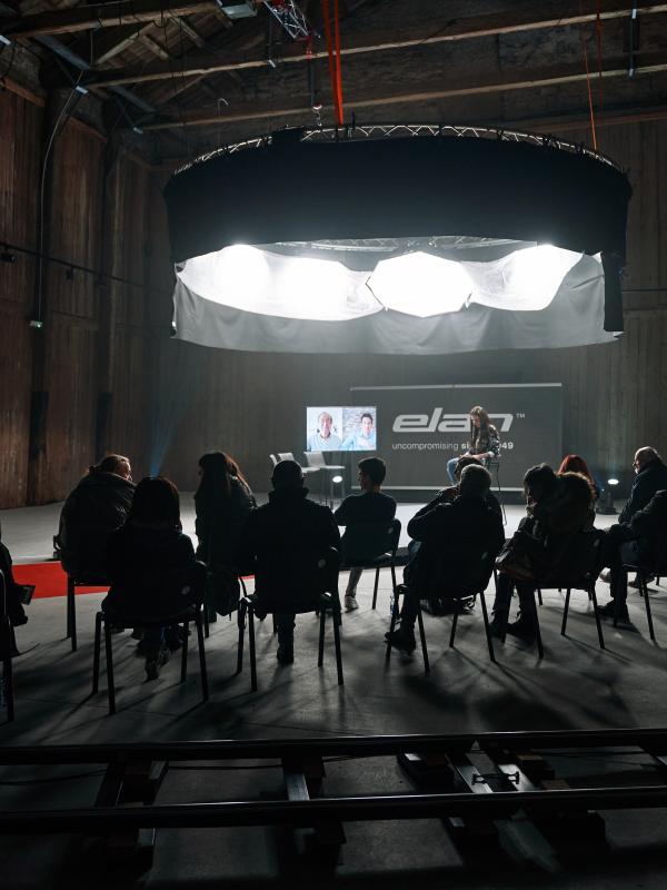 Elan E6 Reveal